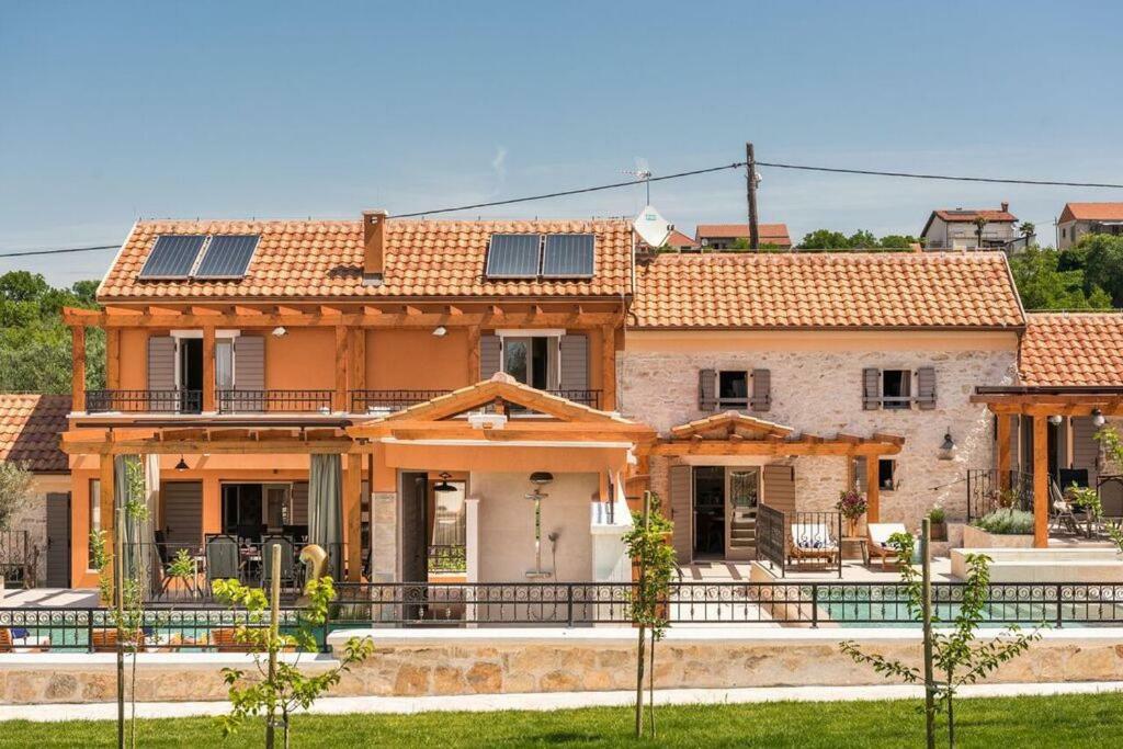 Villa Hirundo Rustica Skradin Exterior foto