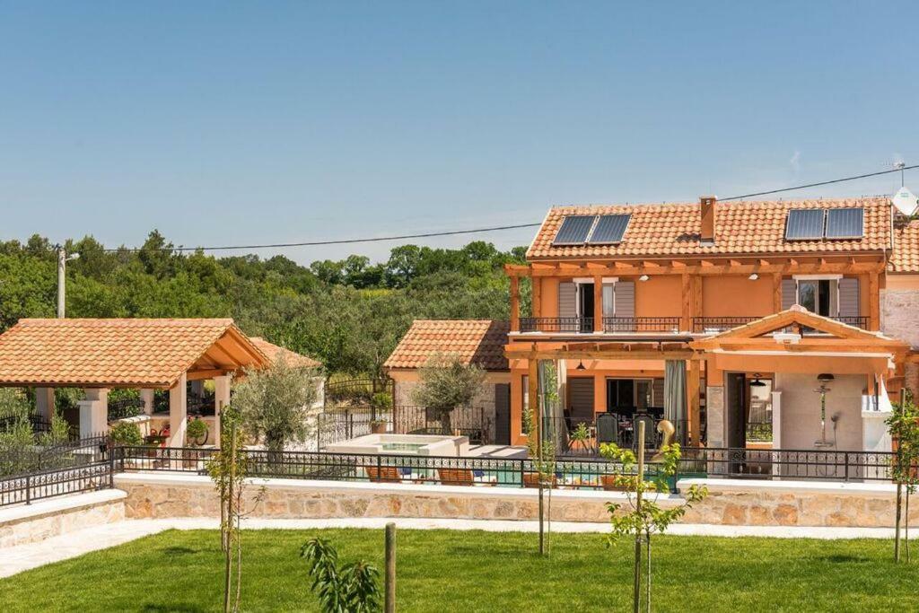 Villa Hirundo Rustica Skradin Exterior foto